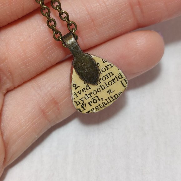 Delicate Red Fox Necklace - Picture 2 of 5